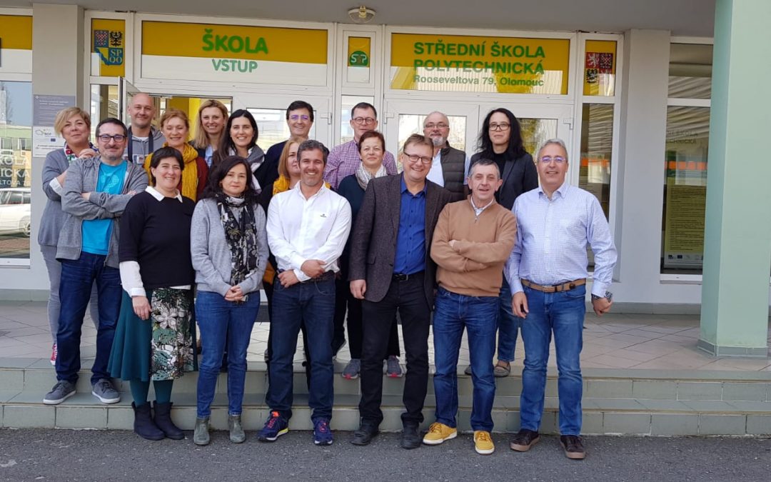 El proyecto KA202 Transferencias Europeas de Habilidades, que se inició en diciembre de 2018 en Huelva con la primera reunión transnacional, tiene su continuidad en Olomouc (República Checa)