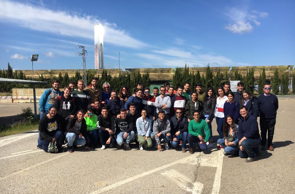 Visita del alumnado de Química Industrial a la planta Termo solar de Abengoa en Aznalcollar (Sevilla).
