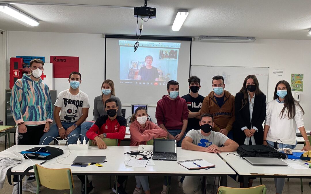 Los alumnos de 1º de PRP recibieron un «Taller de Gamificación y Serious Play»